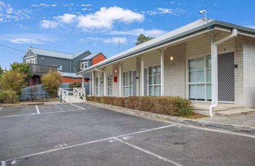 Geelong Apartment | Mibnb Geelong CBD Unit 4