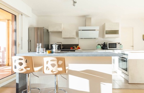 La Plage Apartment | Michel-Ange - Two Bedroom Apartment, Sleeps 6