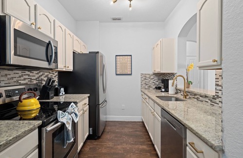 Windsor Hills Condo | Mickey Mouse Condo. Kid friendly Condo in Windsor Hills Resort.2 miles to Disney