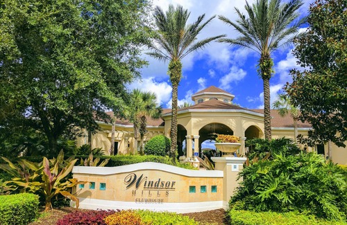 Windsor Hills Condo | Mickey Mouse Condo. Kid friendly Condo in Windsor Hills Resort.2 miles to Disney