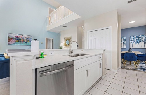 Sunset Lakes House | Mickey's Sunset Retreat