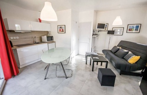 Royan House | MICRO HOUSE ROYAN CENTER VILLE/PLAGE A PIED 🌊 🏡