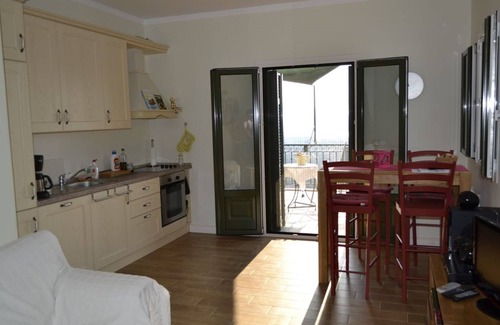 Apolpaina Apartment | Micro Lemoni 55 m² 2x terraces sea view /city view WiFi air conditioning 2x WC´s NEW pool