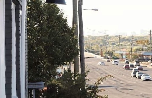 Nashville House | Micro Motel 1 Bed! Su