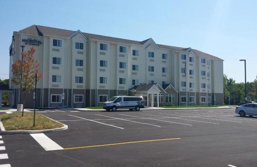 Ridley Park Hotel | Microtel Inn & Suites by Wyndham Philadelphia Airport Ridley Park
