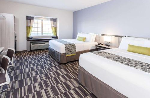 West Fargo Hotel | Microtel Inn & Suites by Wyndham West Fargo Near Medical Center
