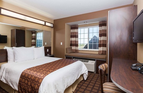 Wheeler Ridge Hotel | Microtel Inn & Suites by Wyndham Wheeler Ridge