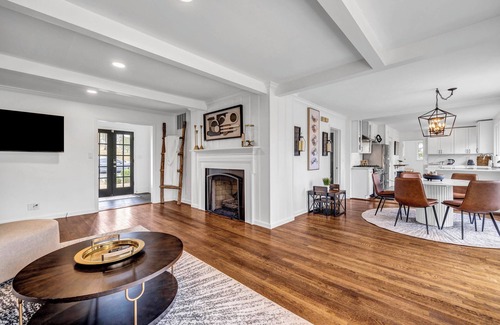 Brandon House | Mid-Century Bungalow in the Heart of Buckhead!