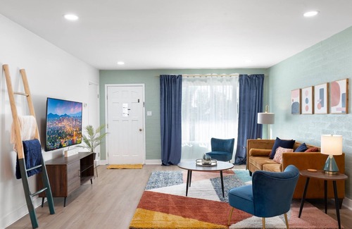 Fashion Square Condo | Mid-Century Escape by Old Town