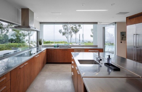 Beverly Hills House | Mid Century Gem with 180 Degree LA Views