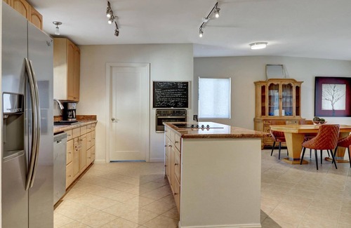 Indian Wells House | Mid Century Home In Indian Wells Country Club. 28 Day Stay Required
