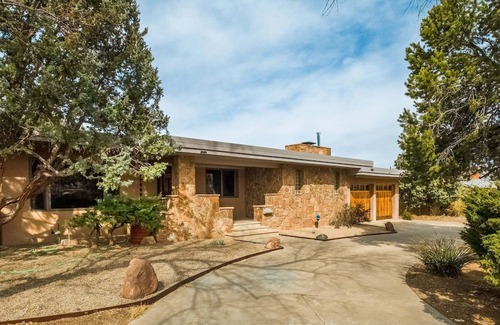 Nob Hill House | Mid Century in Nob Hill