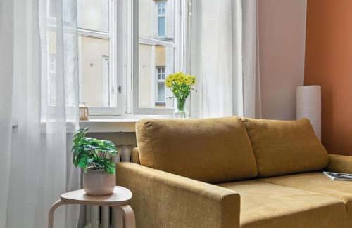 Punavuori Apartment | Mid Century Jugend Walkable Area Tram Bus 200m