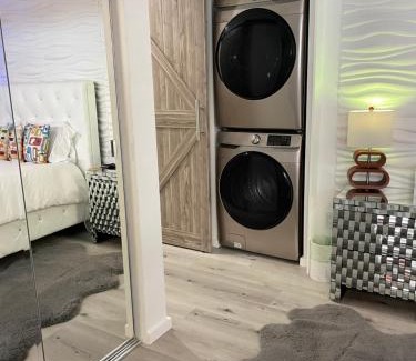 San Rafael Apartment | Mid-Century Luxury Suite - Marin Stay Near SF, Napa & Sonoma