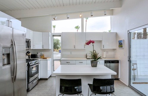 Racquet Club Estates House | Mid Century Magic. Palm Springs! Pool, Spa, panoramic view!