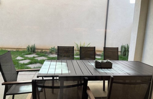 Irvine House | Mid-Century Modern 3BR in Great park Irvine