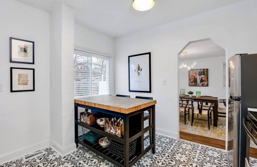 Detroit House | Mid-Century Modern Design -Bagley Home Sleeps 12