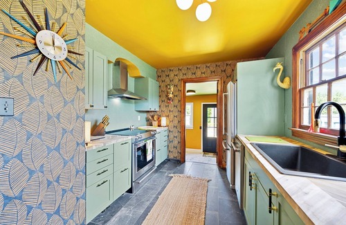 Poplar Level House | Mid-Century Modern Gem Pet-Friendly 2BR w/Deck