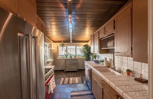 Modesto House | ★Mid-Century Modern Home - Close to Downtown★