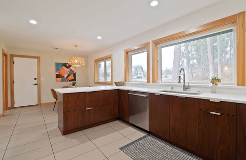 Manito House | Mid Century Modern on the Park!