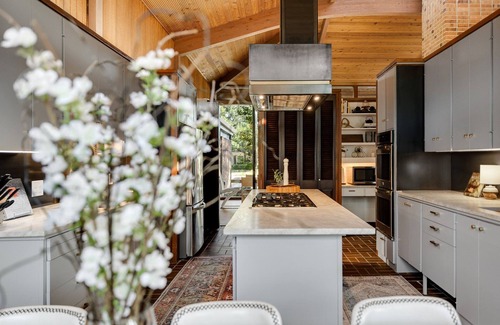 North Dallas House | Mid-Century Oasis