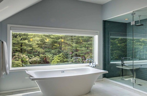 East Hampton House | Mid Century Style on 5 Private Acres, Close to East, Bridge and Sag Harbor
