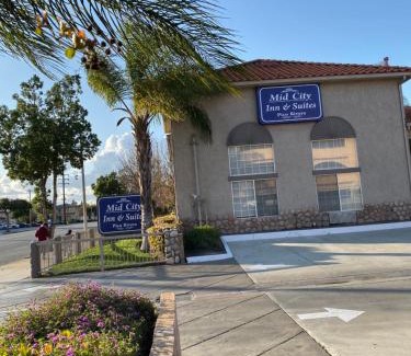 El Rancho Hotel | Mid City Inn & Suites Pico Rivera