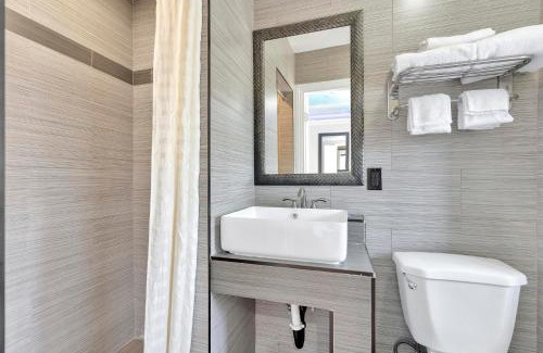 Mid City Hotel | Mid City Inn