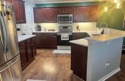Reservoir House | *Mid/Long Term Rental* Comforts of Home Ft Eustis