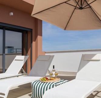 Nazare Apartment | Mid-Summer Dream
