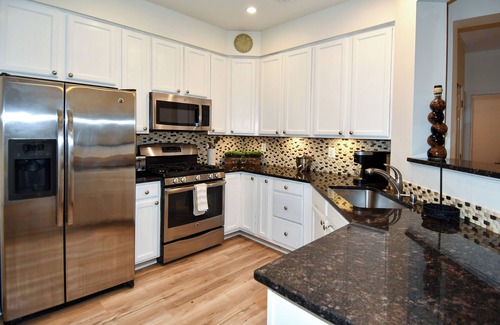 Gaithersburg Apartment | Mid-Term Gem - Private Bedroom Suite