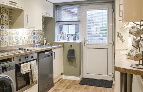 Dunnington House | Middle Cottage