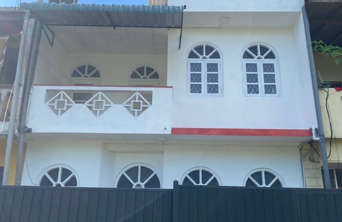 Galle House | middle of the galle town.Galle fort, all traveling public transport within 400m