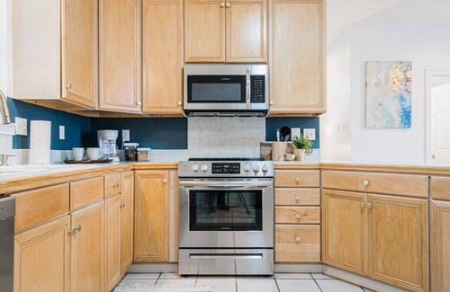 Milton House | Middle Of Town, Pet Friendly