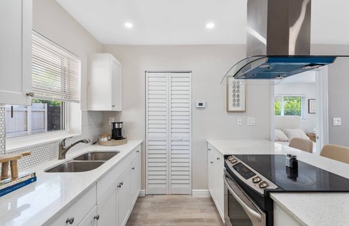 Coral Ridge Apartment | Middle River 1 bedroom Suites Unit #1