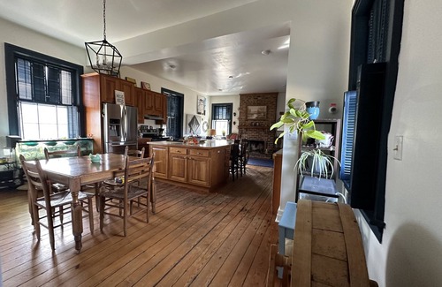 Glasgow House | MidMountain Retreat, a budding arts space in a historic home on the James River