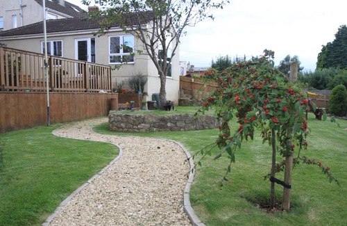 Midsomer Norton House | Midsomer Manor Near Bath - Hot Tub & Lodge