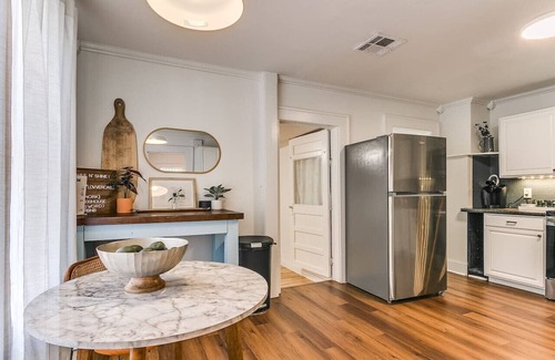 Crestwood House | Midtown Bungalow w/Tiny Home