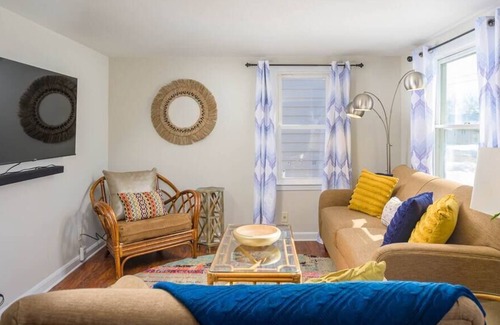 Appleton House | Midtown Mainstay Summ