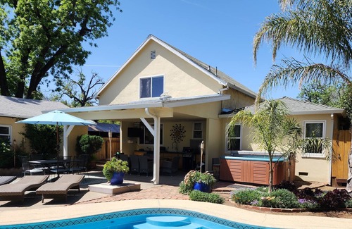 Chico House | Midtown Oasis - Pool - Hot tub - Outdoor Kitchen