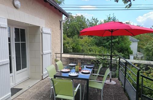 La Croix-en-Touraine House | Mielogite