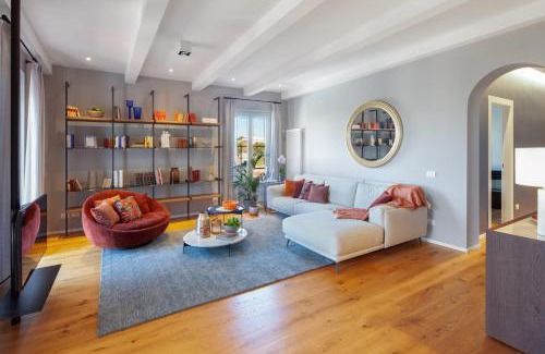 Rione III Colonna Apartment | Migliori Collection Penthouse