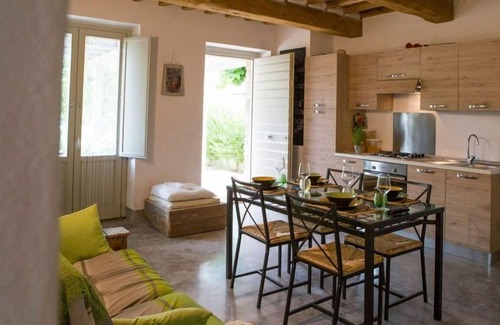 Montelaguardia Villa | Mignola Comfortable holiday residence