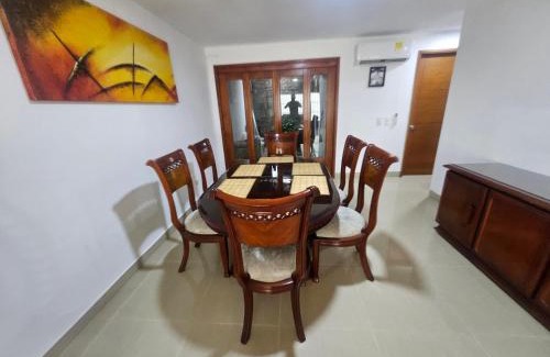 Manga Bed & Breakfast | Migo