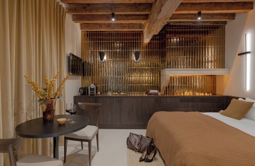 Perouges Hotel | MiHotel - Cité Médiévale de Pérouges