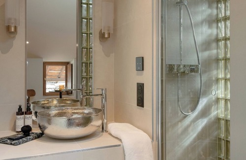 Perouges Hotel | MiHotel - Cité Médiévale de Pérouges