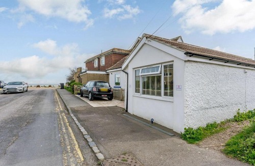 Pevensey House | Mikro Miramar - Cottage