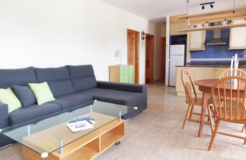 Les Tres Cales Villa | Mila 3 bedrooms, air-con, free wifi