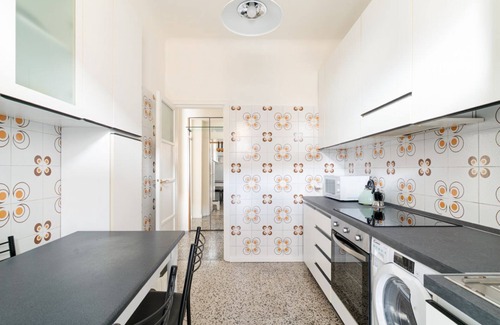 Lambrate Apartment | Milan-Città Studi Apartment with balcony