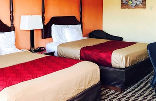 Milan Hotel | Milan Inn & Suites